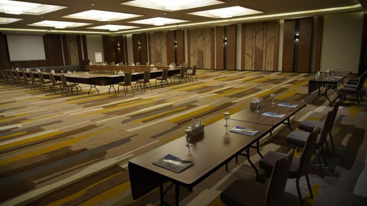 Van Royal Hotel Erbil Extérieur photo